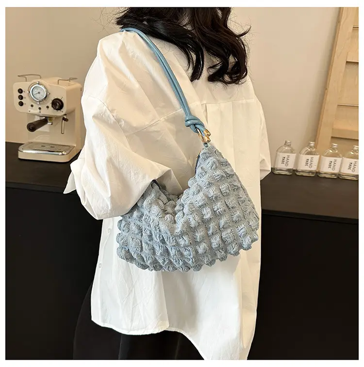 Pink Bubble Pleated Shoulder Bag for Women — feature 44