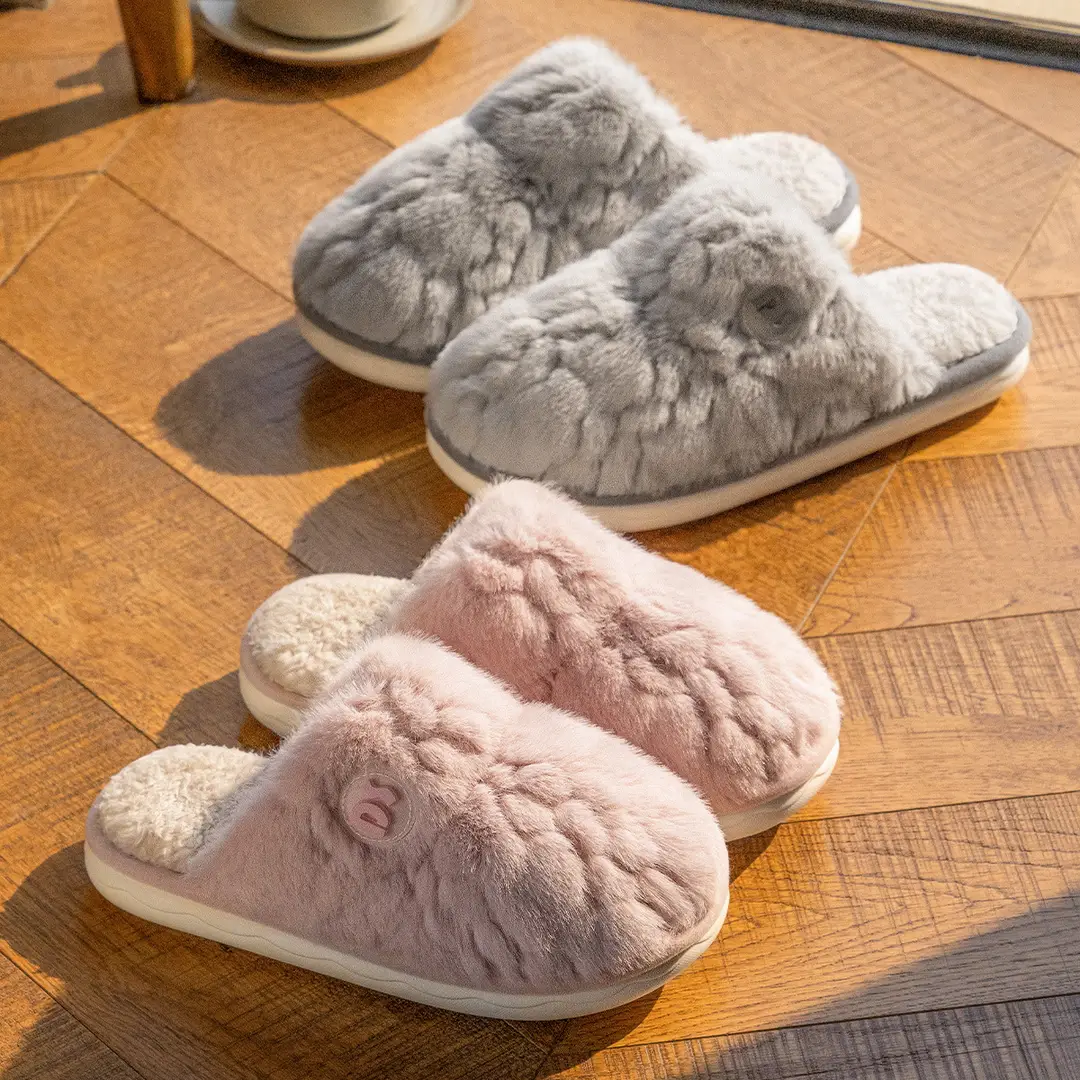 Plush Cotton Slippers for Women, Autumn and Winter Soft-Soled Indoor Home Couple Warm Slippers, 2026 New Maternity Shoes, October Women's Model
