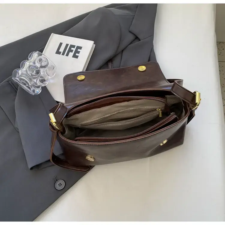 Retro Fashion Crossbody Bag Women 2026 Square High End — feature 19