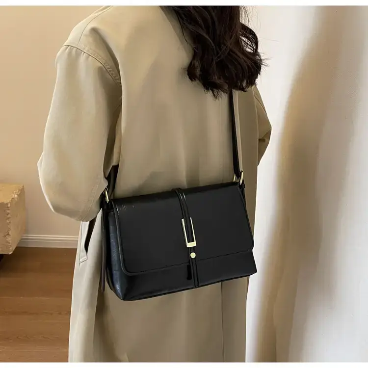 Retro Fashion Crossbody Bag Women 2026 Square High End — feature 23