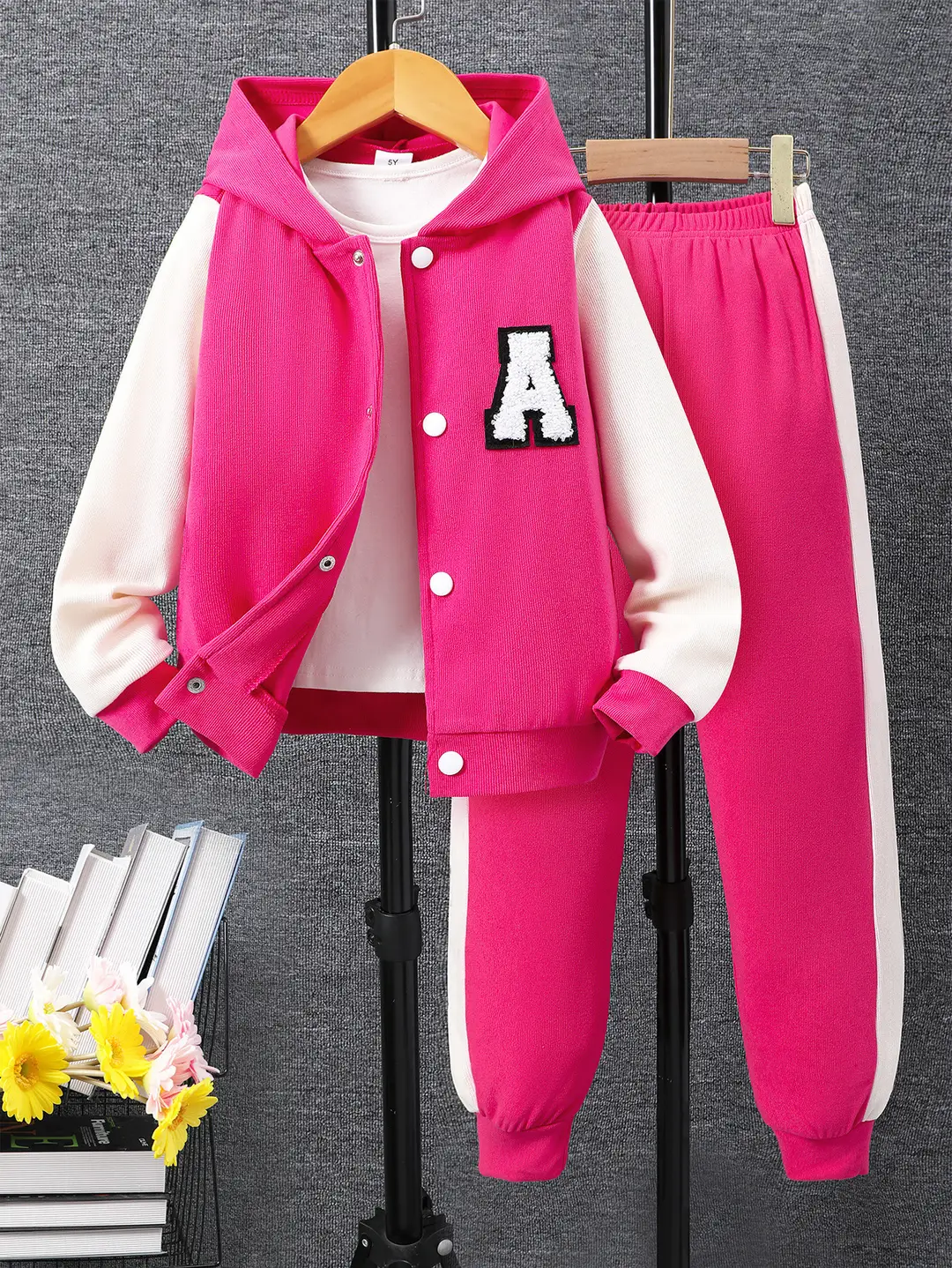 Long-sleeved hooded color A- shaped suit