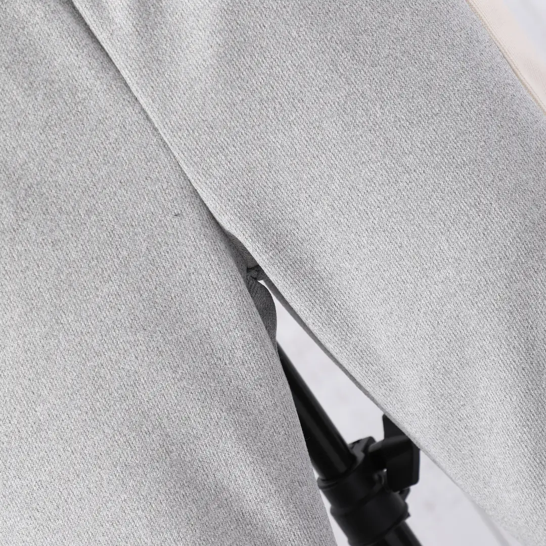 Long-sleeved hooded color A- shaped suit — feature 28