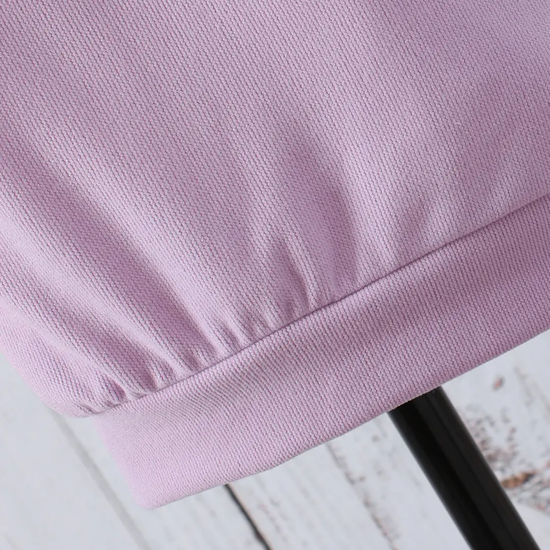 Long-sleeved hooded color A- shaped suit — feature 8