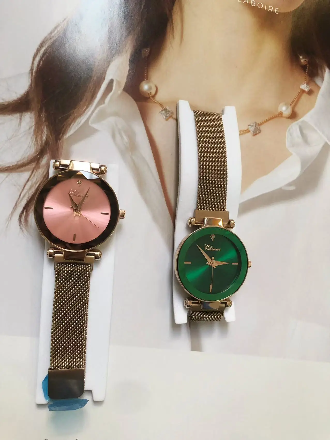 Chen Xi Magnetic Mesh Watch Red Gold Women — feature 3