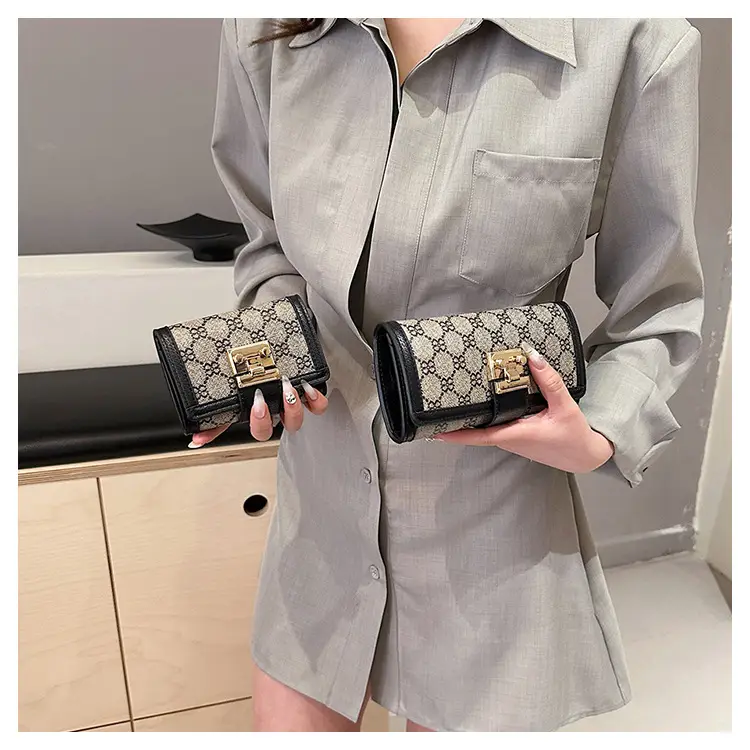 Cross-border high-end wallet women's new short multi-card three-fold buckle hand-held long wallet for hair — feature 35