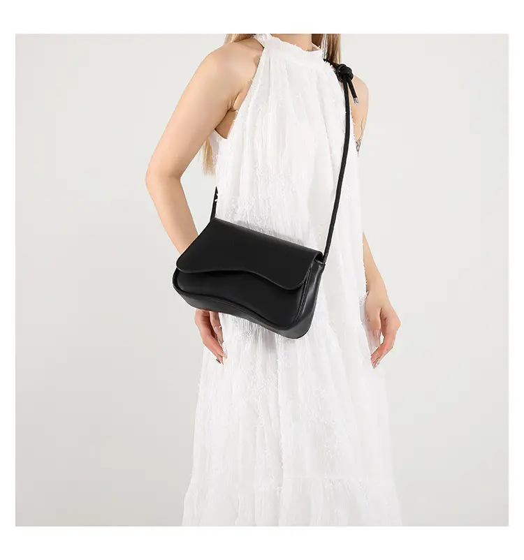 Women's White Shoulder Crossbody Bag Black Top — feature 17
