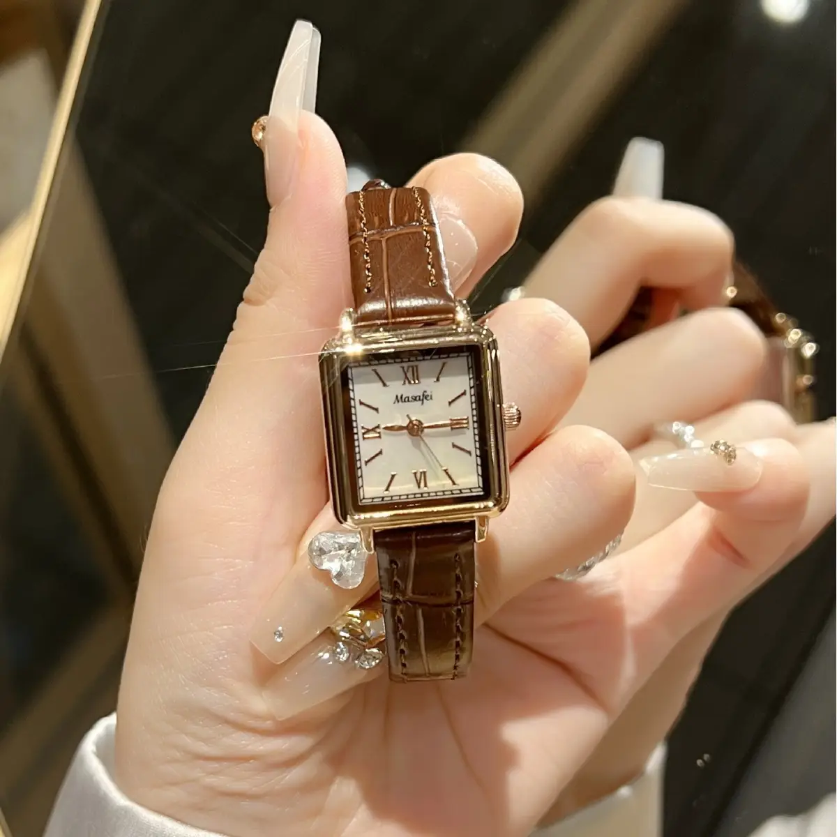 Masha Fei Small Square Watch Mother Pearl Famous Women's Watch Quartz Women's Watch Exquisite Couple Thin Luxury