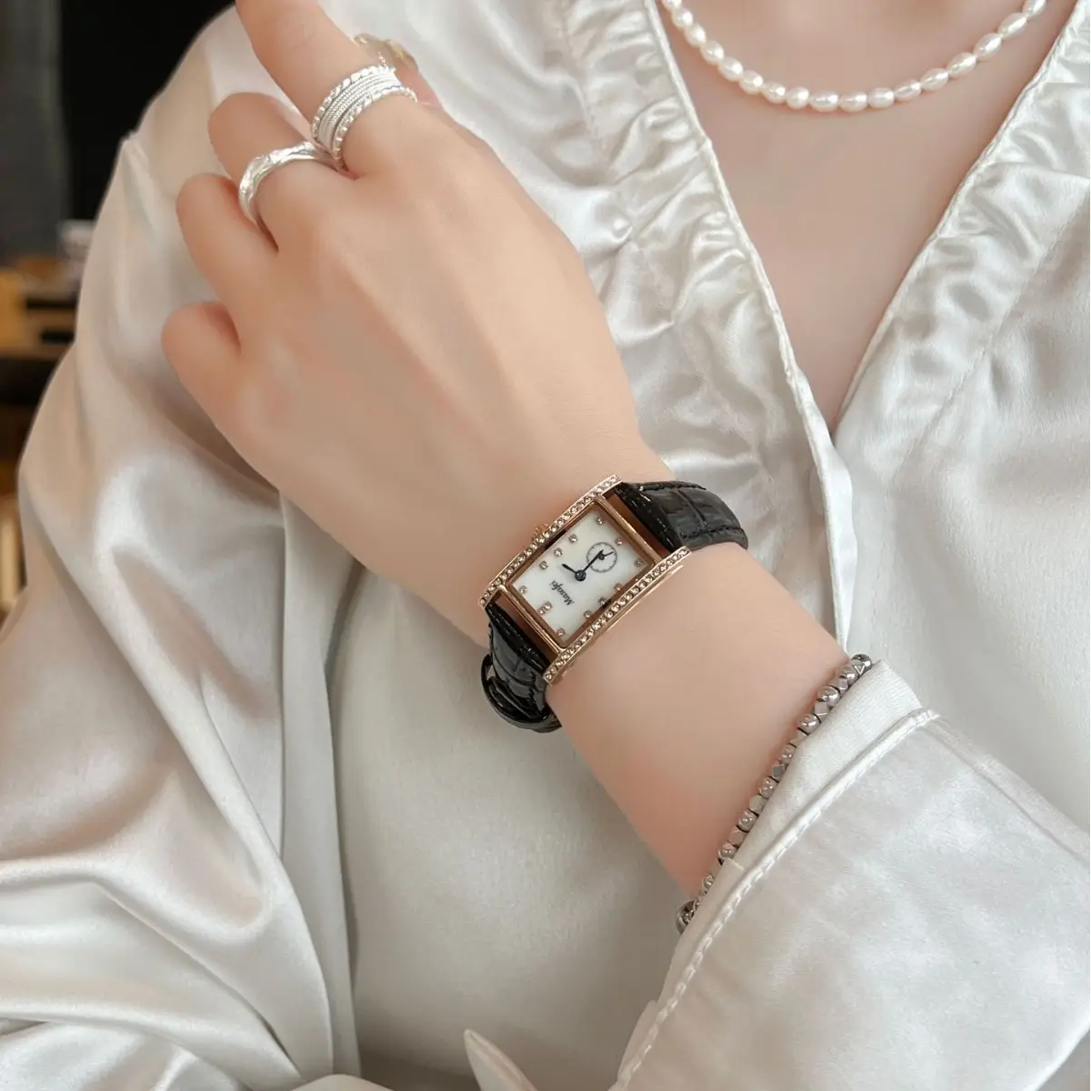 Women's Square Watch with Diamond Bezel & Quartz Movement - Image 7