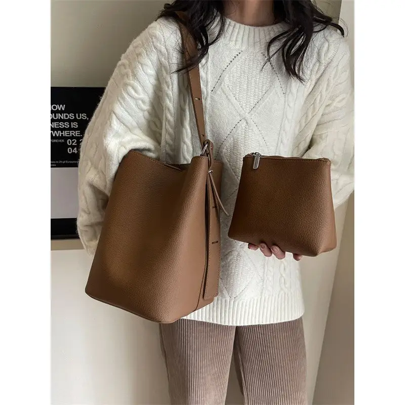 Brown French Large Capacity Shoulder Bag - Image 7