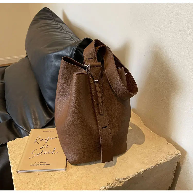 Brown French Large Capacity Shoulder Bag — feature 27