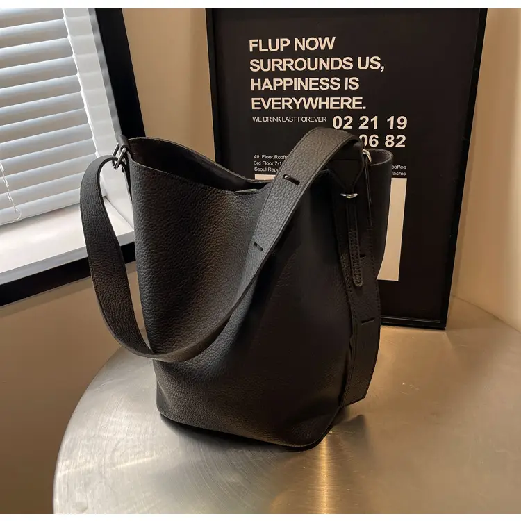 Brown French Large Capacity Shoulder Bag — feature 28