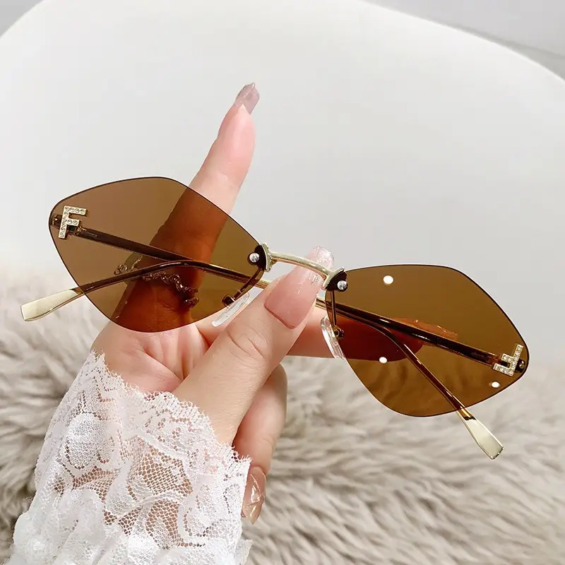 New Frameless Sunglasses Diamond Letter F High Fashion European Small Frame - Image 10