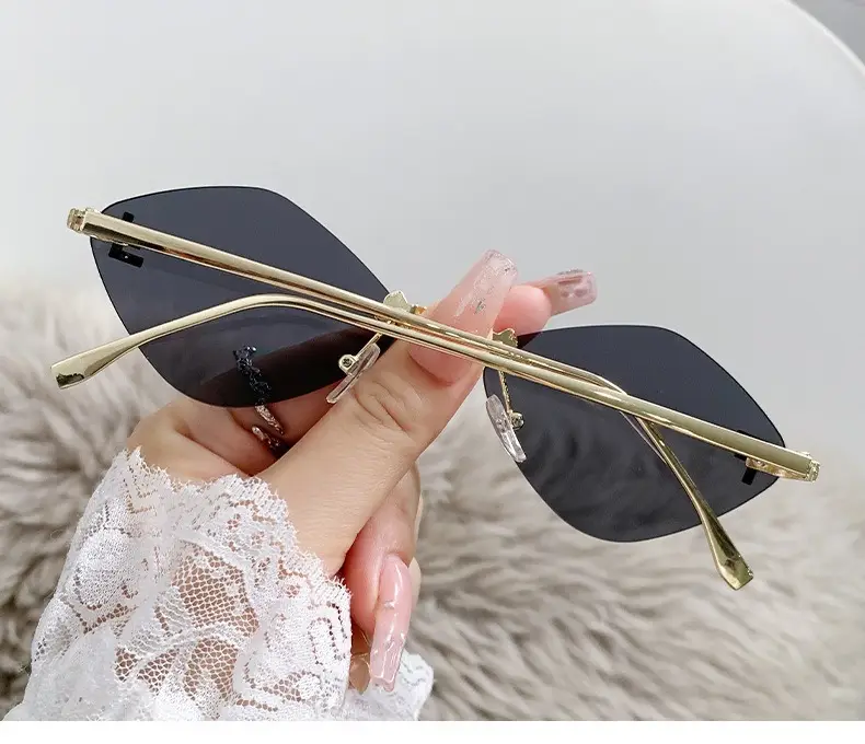 New Frameless Sunglasses Diamond Letter F High Fashion European Small Frame — feature 9