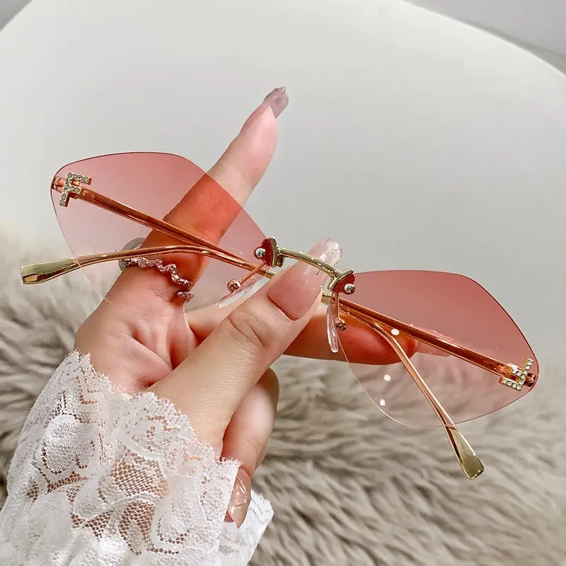 New Frameless Sunglasses Diamond Letter F High Fashion European Small Frame - Image 8