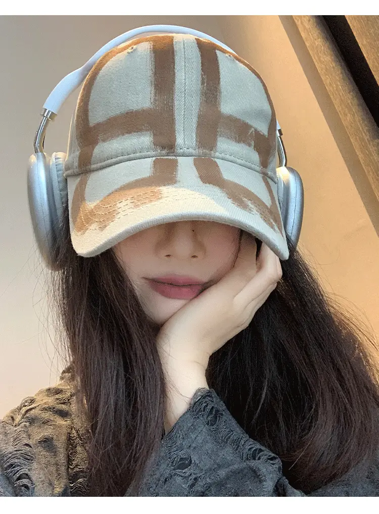 Women Baseball Cap with Letter Design Summer Wear — feature 10