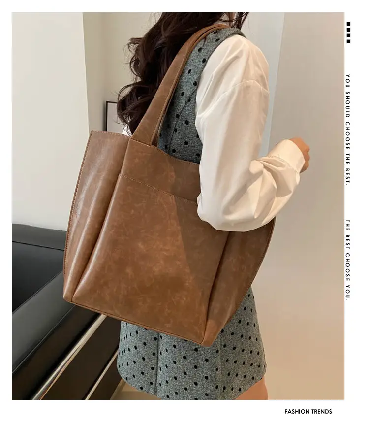 Retro Large Capacity Tote Bag for Women 2026 — feature 1