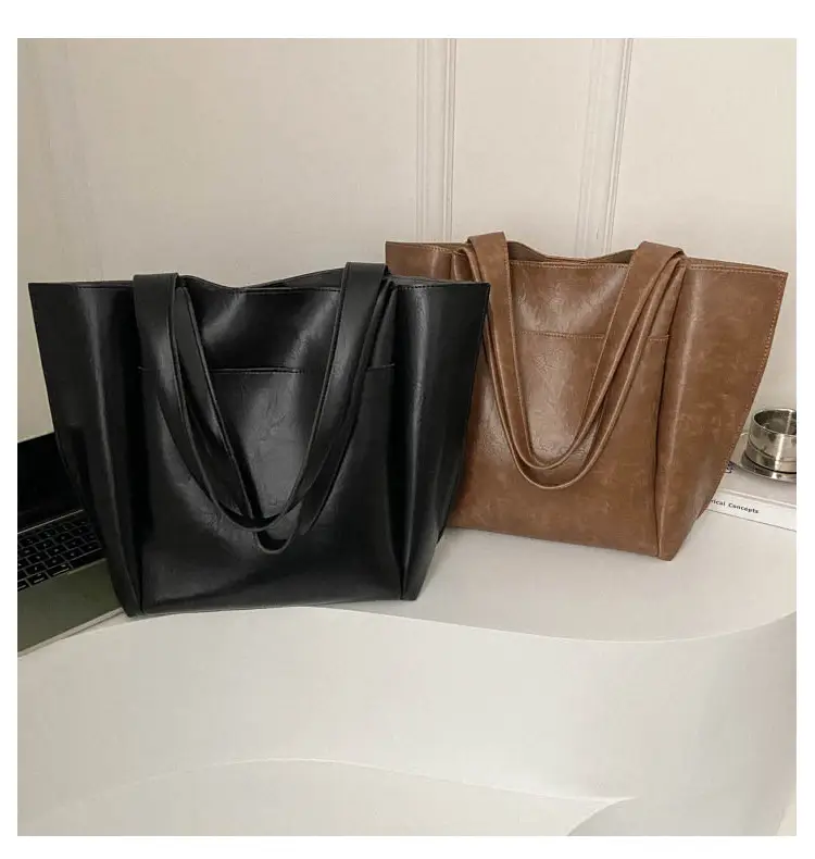 Retro Large Capacity Tote Bag for Women 2026 — feature 23
