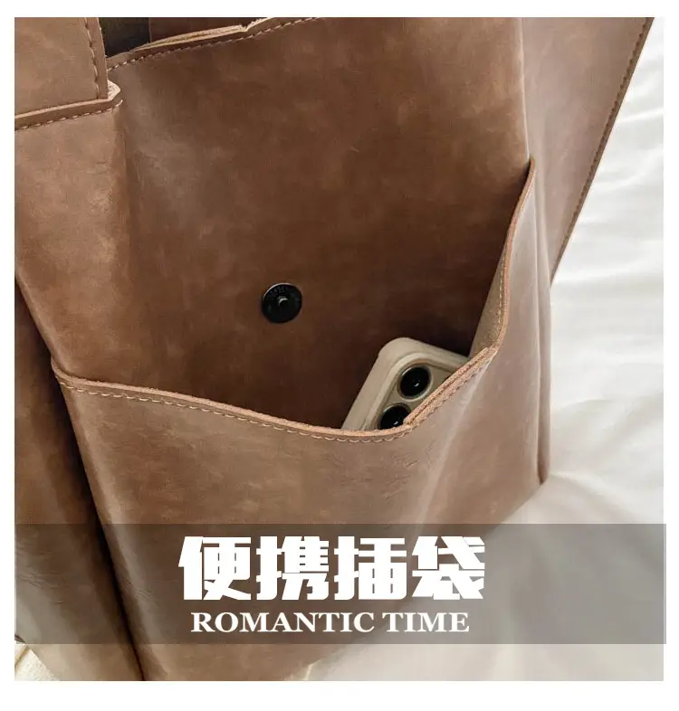 Retro Large Capacity Tote Bag for Women 2026 — feature 5