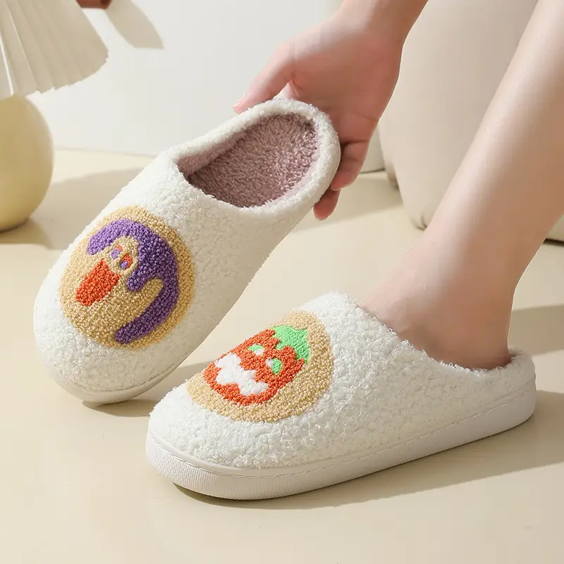 Cross-border New Autumn and Winter Cotton Slippers Home Comfortable Cartoon Embroidery for Men and Women Couple's Thick-soled Warm Indoor Slippers