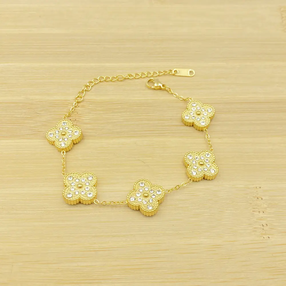 Gold Four-Leaf Clover Bracelet with Diamonds - Image 17