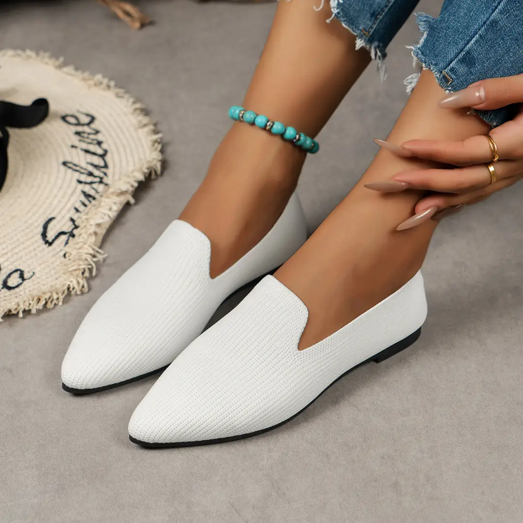 Plus Size European and American Style Women's Fashionable Casual Versatile Pointed Toe Pure Color Soft Sole Slip-On Knitted Flats Shoes - Image 6