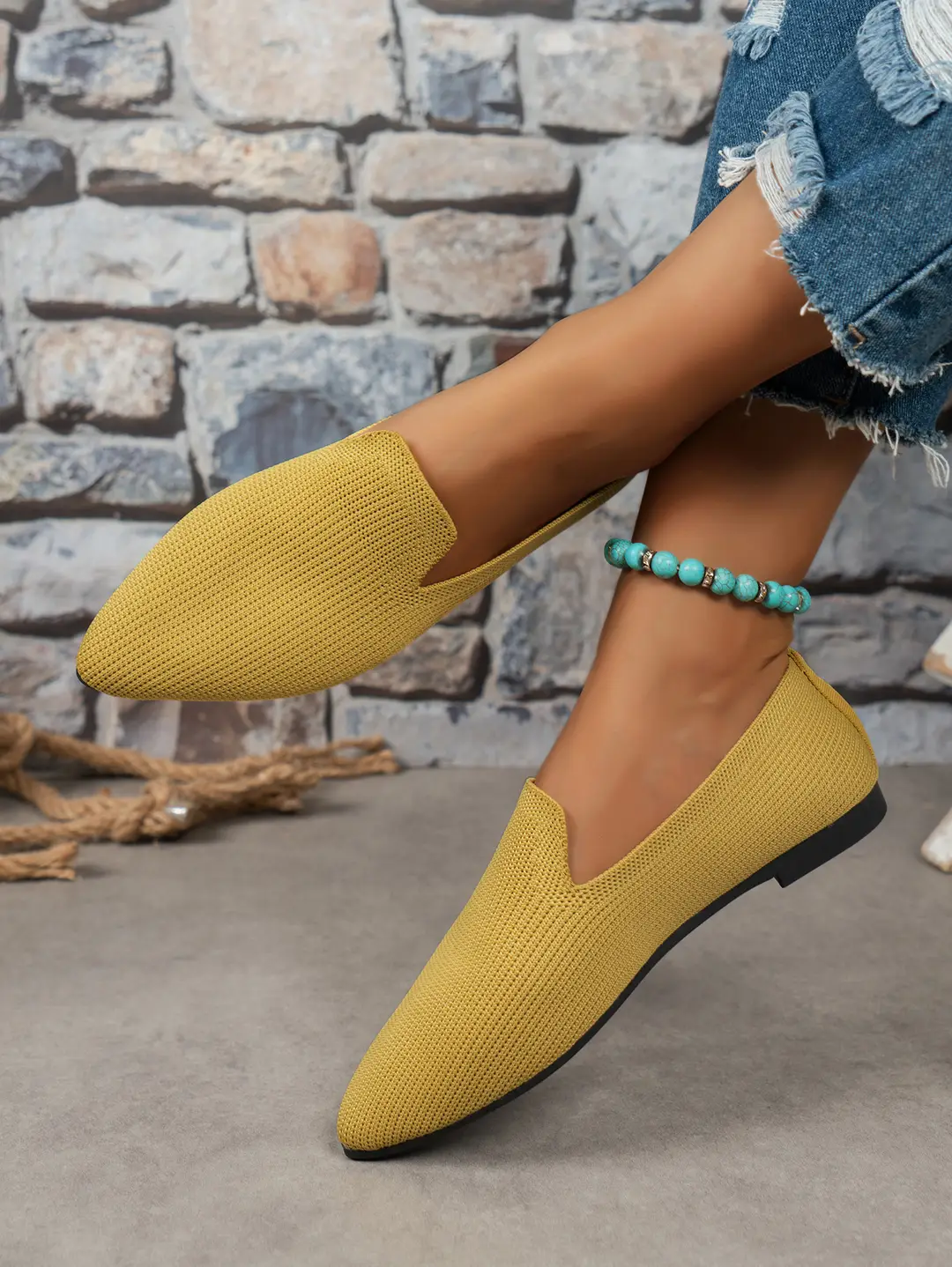Plus Size European and American Style Women's Fashionable Casual Versatile Pointed Toe Pure Color Soft Sole Slip-On Knitted Flats Shoes — feature 6