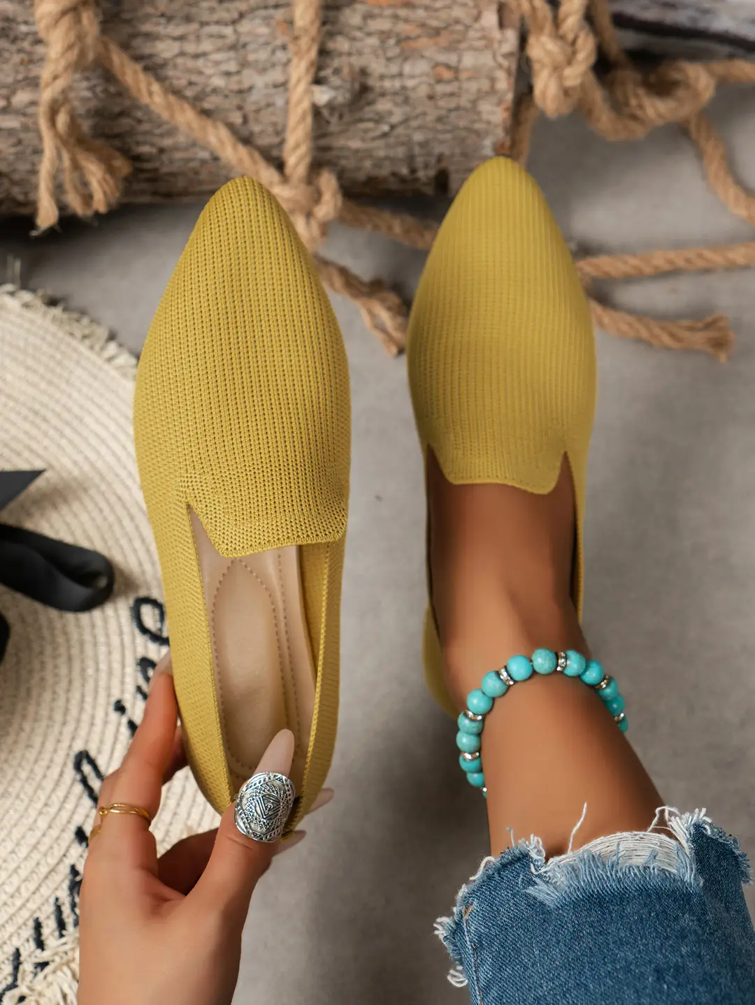 Plus Size European and American Style Women's Fashionable Casual Versatile Pointed Toe Pure Color Soft Sole Slip-On Knitted Flats Shoes — feature 8