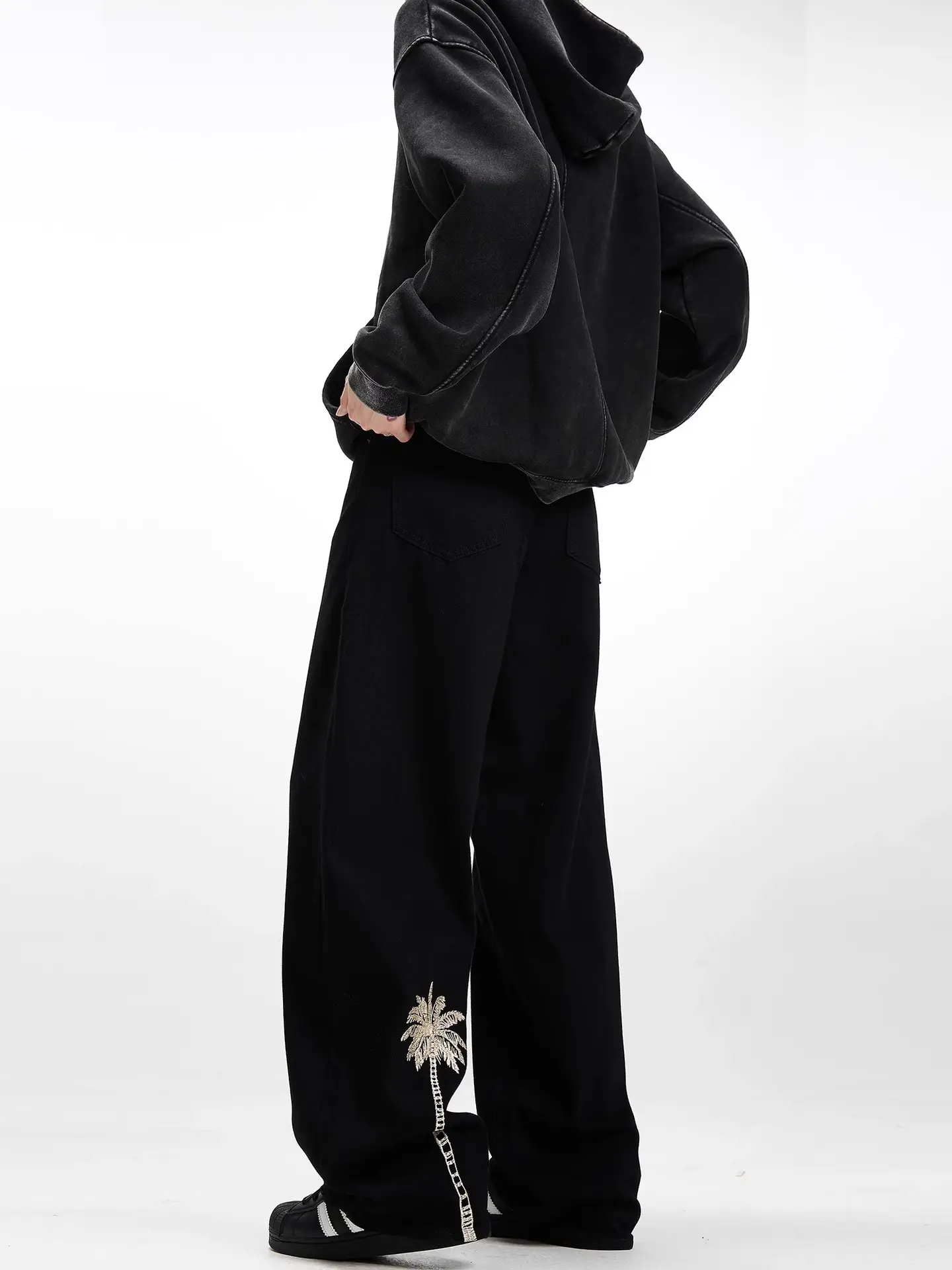 Men's Embroidered Black Straight Jeans Autumn Winter — feature 3