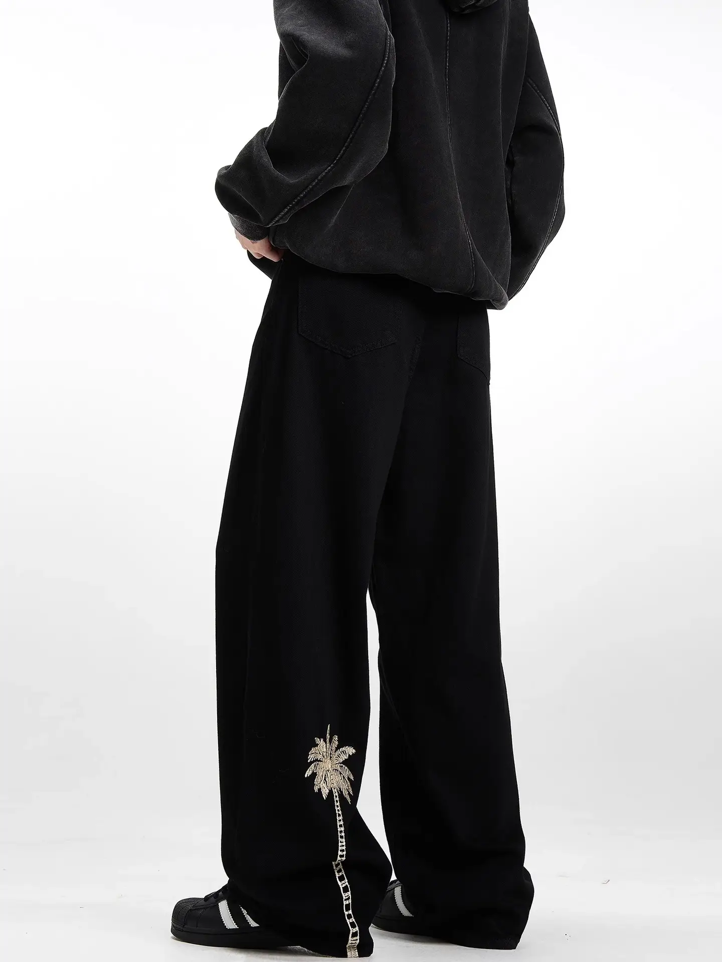 Men's Embroidered Black Straight Jeans Autumn Winter — feature 5
