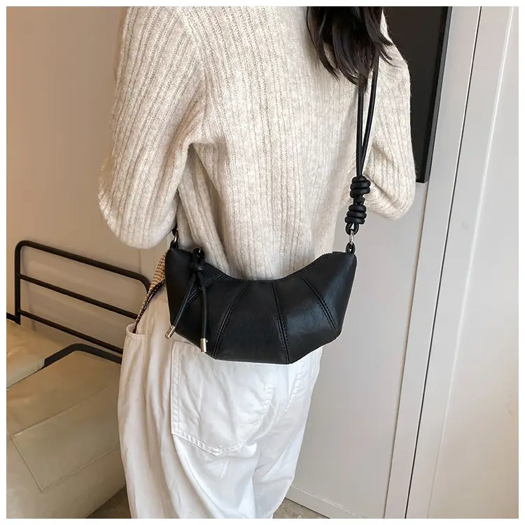 Black Leather Shoulder Bag for Women 2024 — feature 16