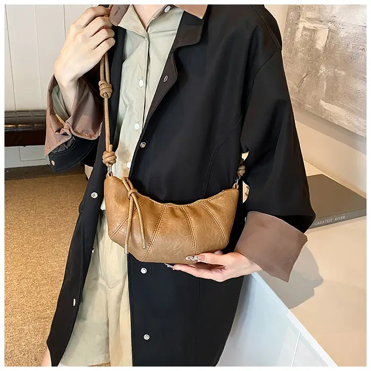 Black Leather Shoulder Bag for Women 2024 — feature 19