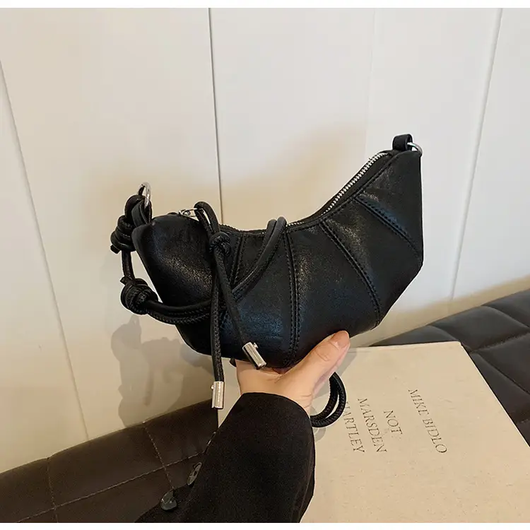 Black Leather Shoulder Bag for Women 2024 — feature 25