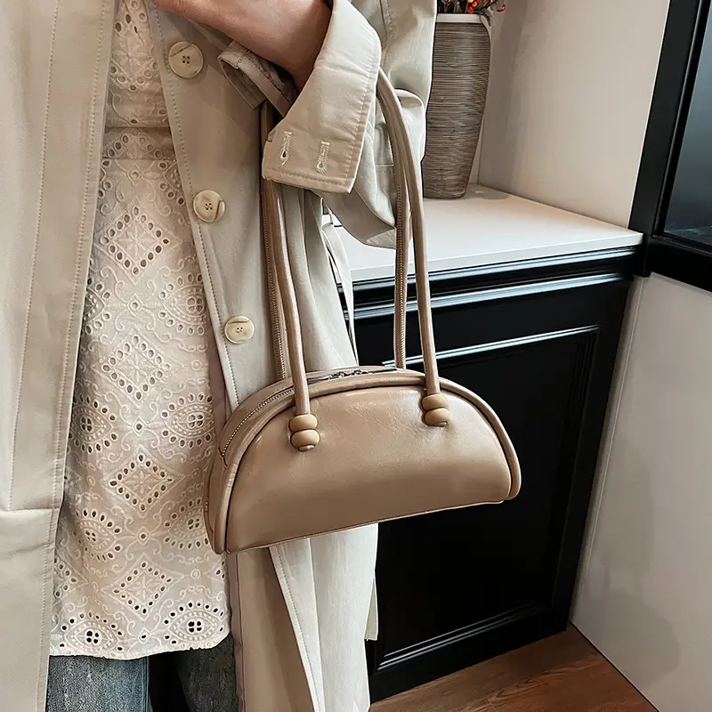 Black Leather Shoulder Bag for Women 2024 - Image 2