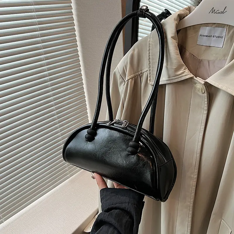 Black Leather Shoulder Bag for Women 2024 - Image 3