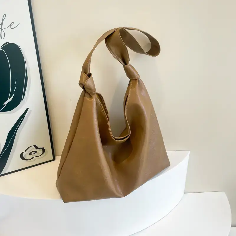 Textured Oil Leather Large Tote Bag Brown