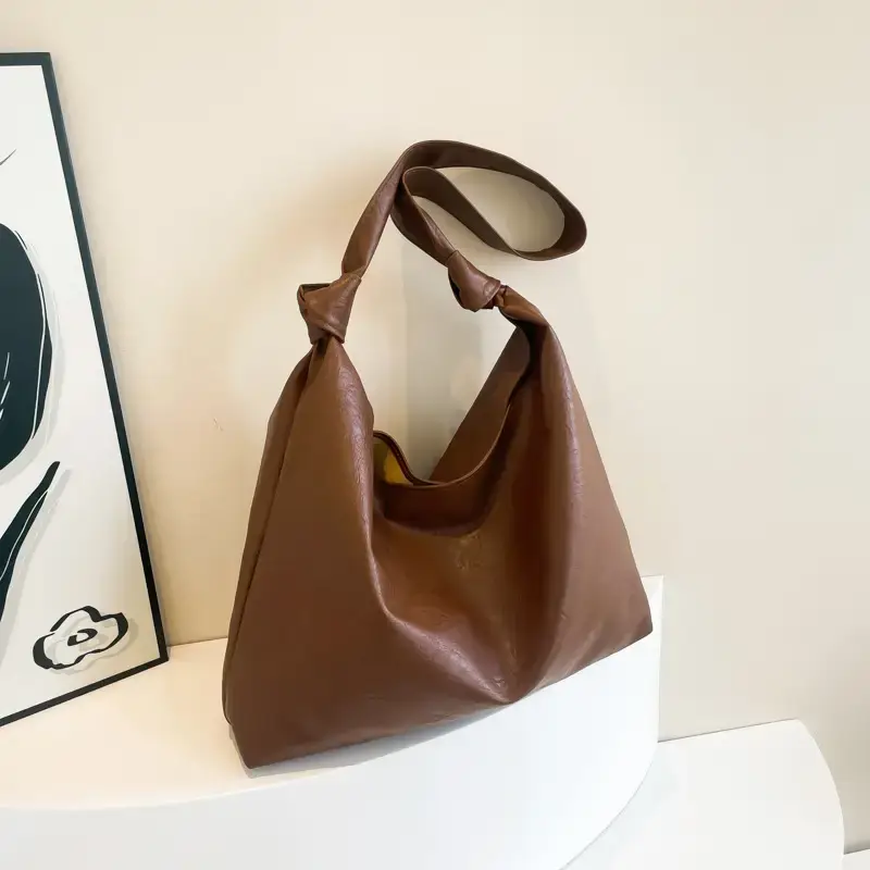Textured Oil Leather Large Tote Bag Brown
