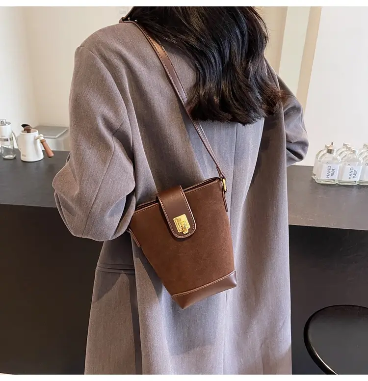 Korean Style Black Bucket Bag for Women 2026 — feature 20