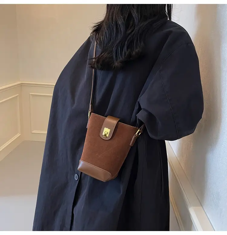 Korean Style Black Bucket Bag for Women 2026 — feature 46