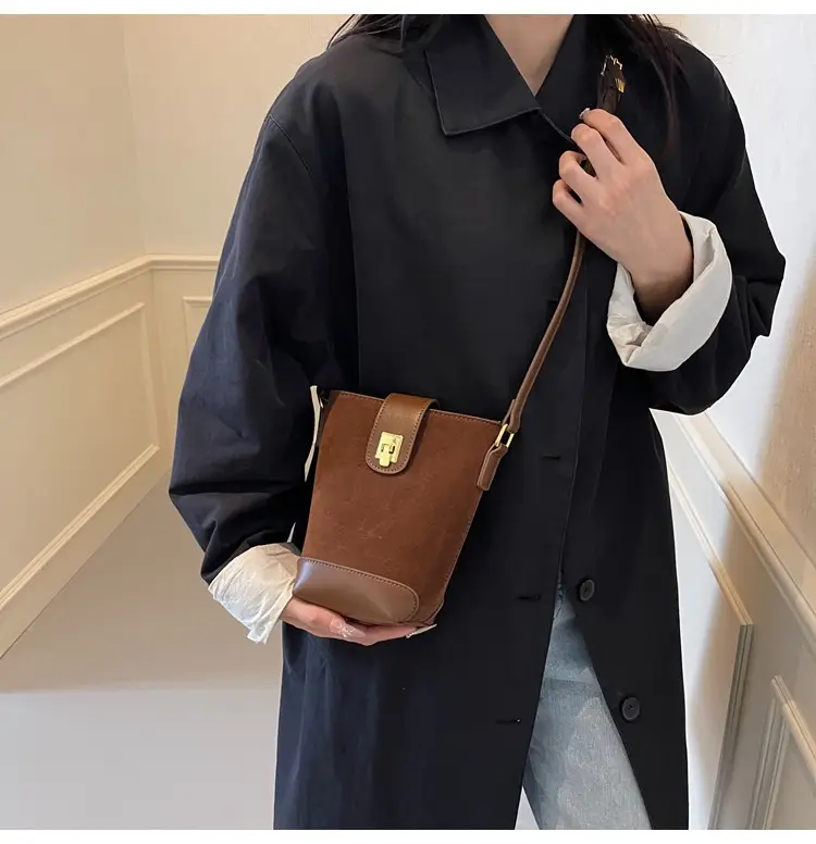 Korean Style Black Bucket Bag for Women 2026 — feature 47