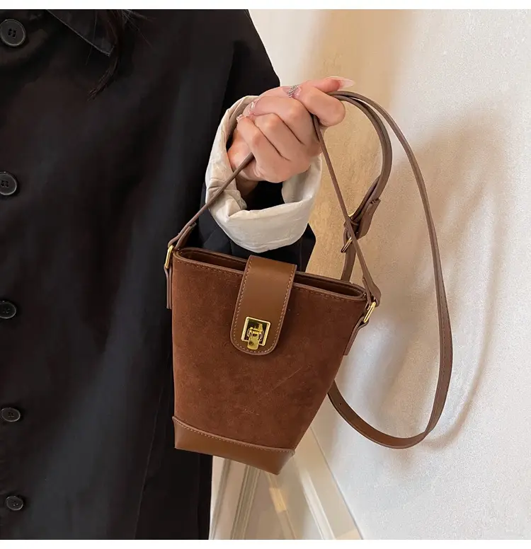 Korean Style Black Bucket Bag for Women 2026 — feature 49