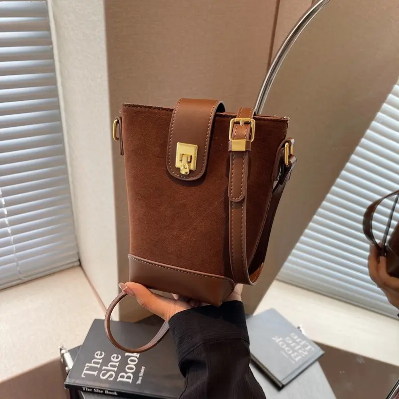 Korean Style Black Bucket Bag for Women 2026 - Image 3
