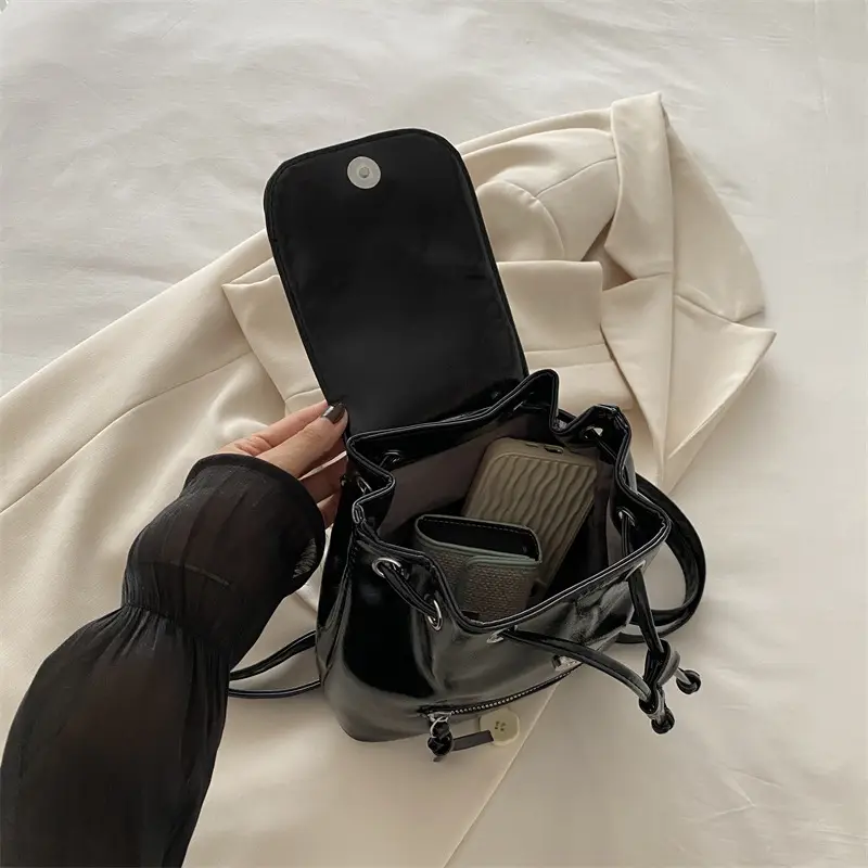 Silver Bow Shoulder Backpack for Women Autumn 2024 - Image 10