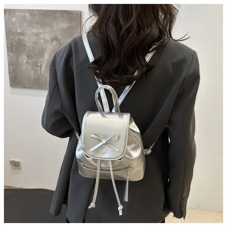 Silver Bow Shoulder Backpack for Women Autumn 2024 — feature 14