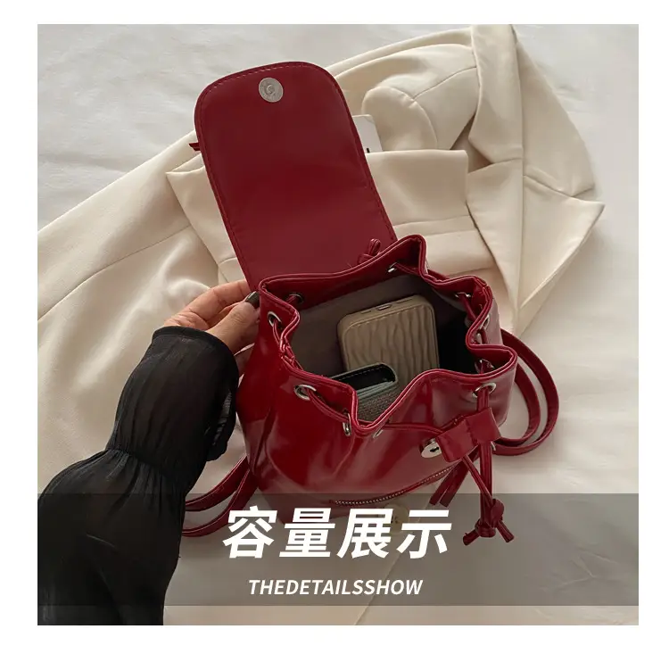 Silver Bow Shoulder Backpack for Women Autumn 2024 — feature 7