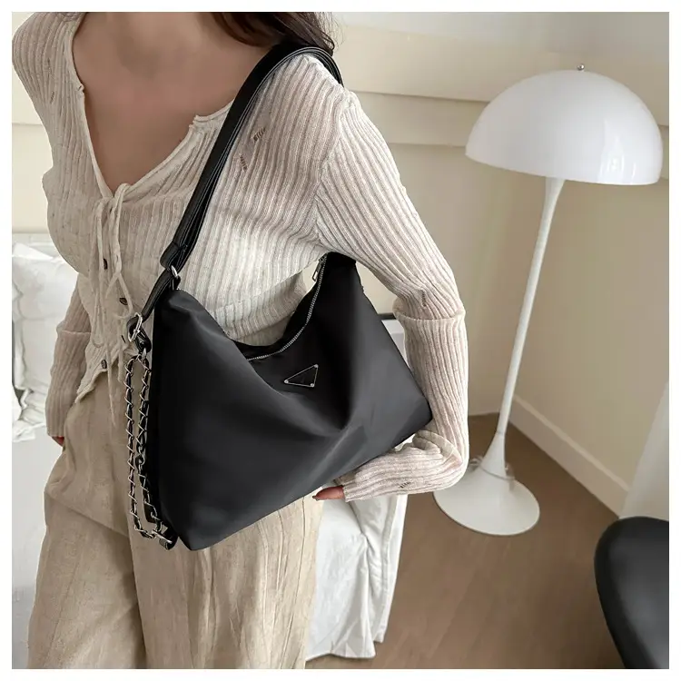 Black Nylon Shoulder Bag Women 2024 New Fashion — feature 10