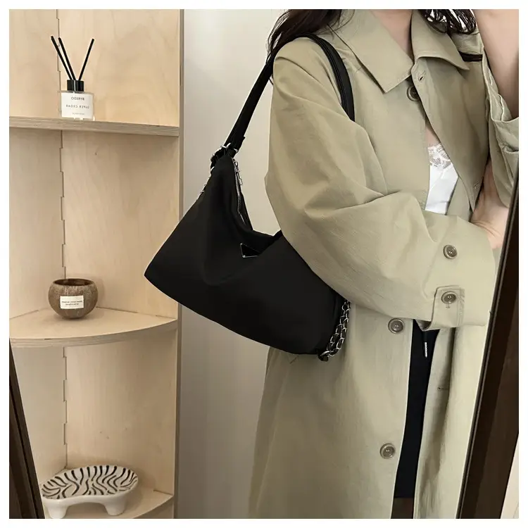 Black Nylon Shoulder Bag Women 2024 New Fashion — feature 15
