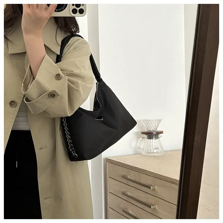Black Nylon Shoulder Bag Women 2024 New Fashion — feature 16