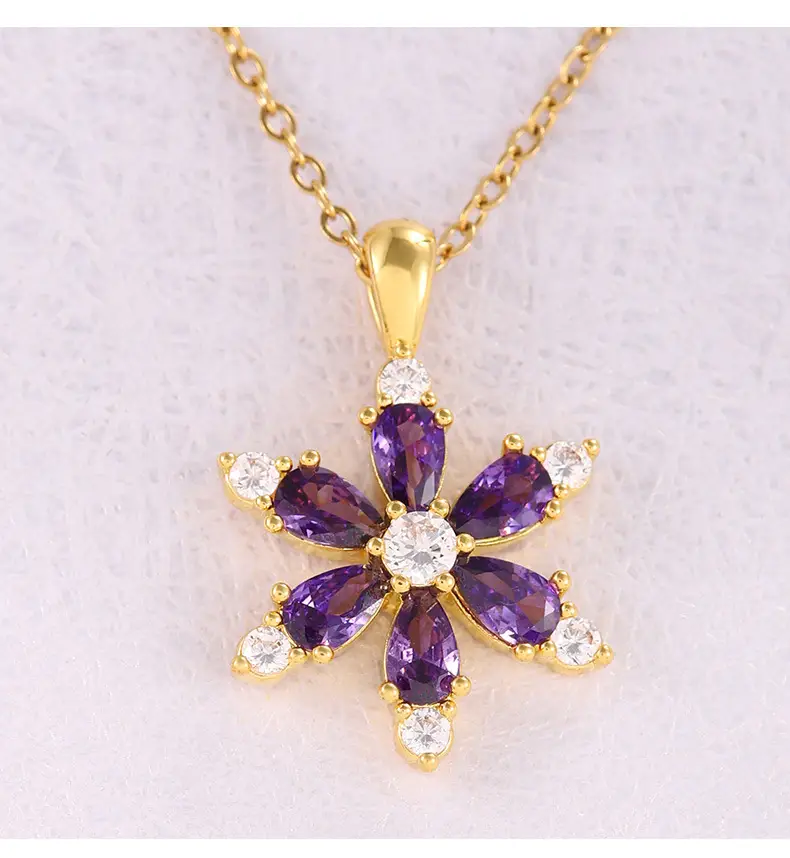 Cross-Cheek Zircon Flower Necklace Set β feature 7