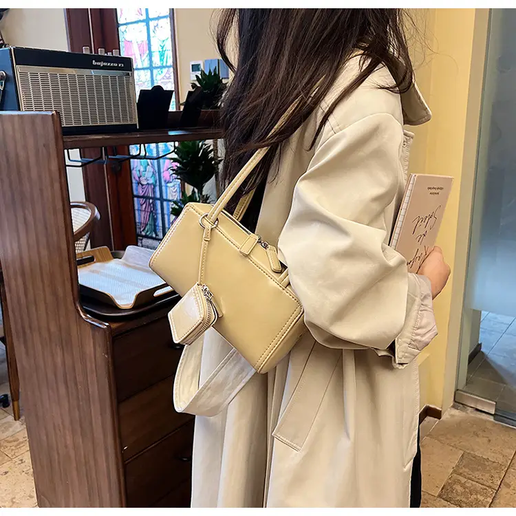Retro Brown Women's 2024 Underarm Bag — feature 11