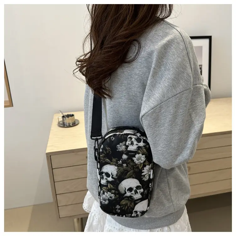 Cool Hot Girl Skull Printed Shoulder Bag Women 2024 — feature 17